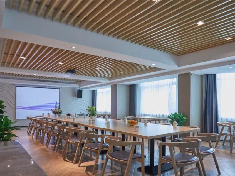 Yiwu Boman Boutique Hotel Экстерьер фото