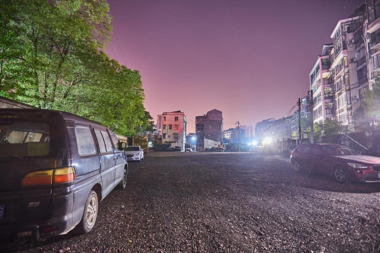 Yiwu Boman Boutique Hotel Экстерьер фото